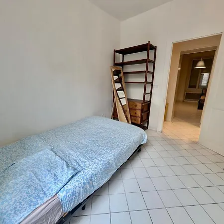 Large 2-bedroom Large Living With Parking Near Train Station And Downtown